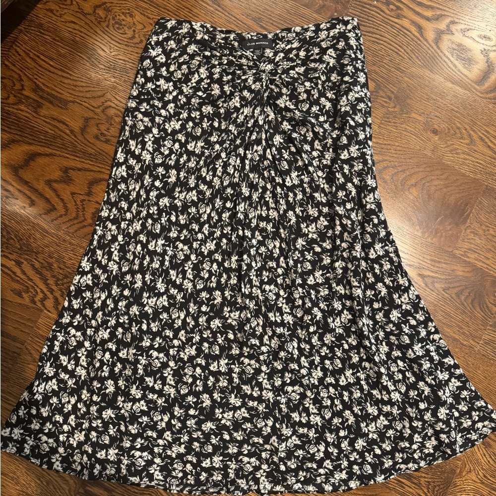 Club Monaco Black and White Floral A-Line Skirt